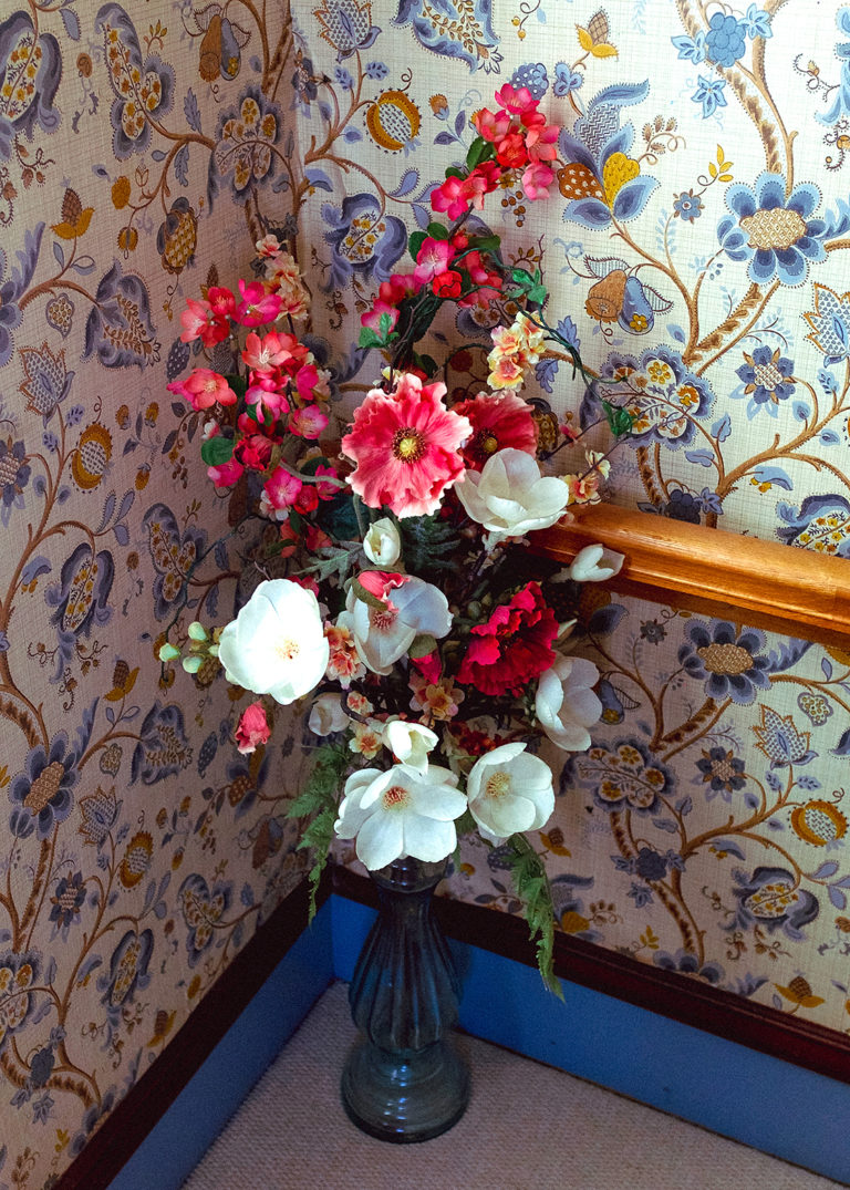 V2_Featherstone_Bloom