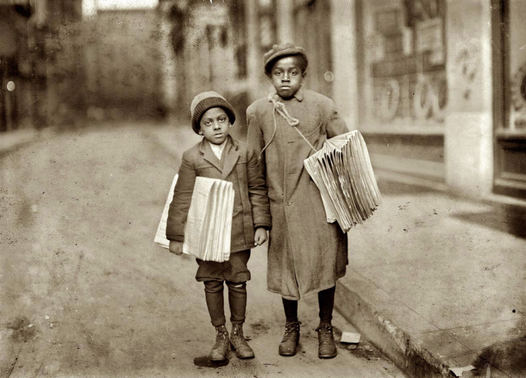 Lewis Hine Newsies C. 1910, FotoFocus Cincinnati