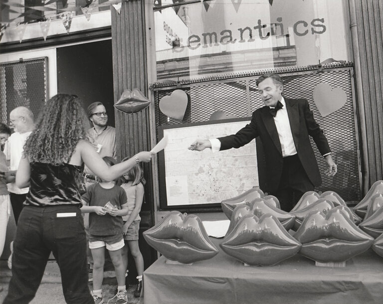 14 FPC4 BUS Artist Run 07 PDAMarkoSemantics