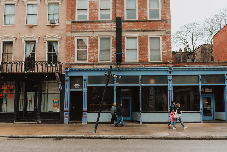 PV Main Street Elisa Fay 01 MSSS Fay Crooked