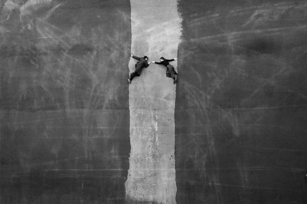 Miro Švolík, _Back_, 1986. Pigment print, 8 × 12 inches. Courtesy of the artist Iris Svolik 2 Miro Svolik Back 1986, FotoFocus Cincinnati