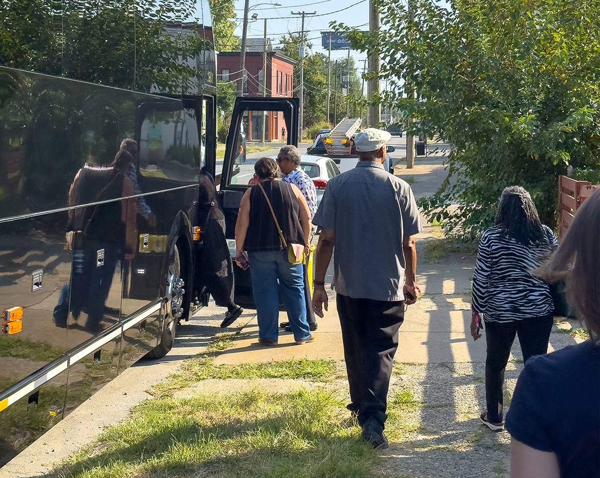 2026 Bus Tour 01 IMG 2901